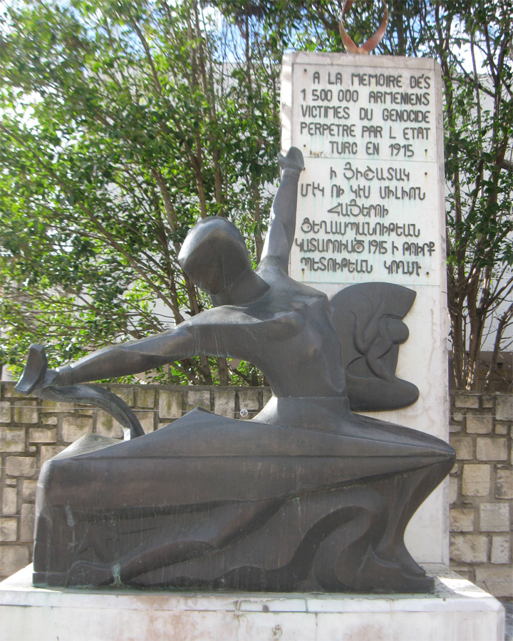 monumento genocidio armeno
